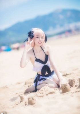 火车上的女孩