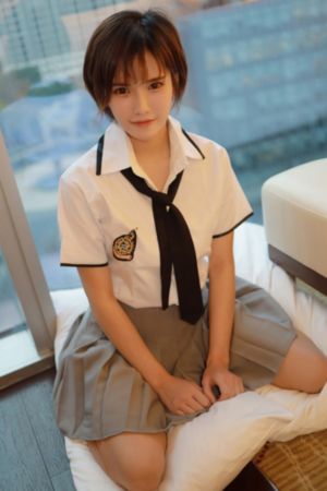 在线午夜视频